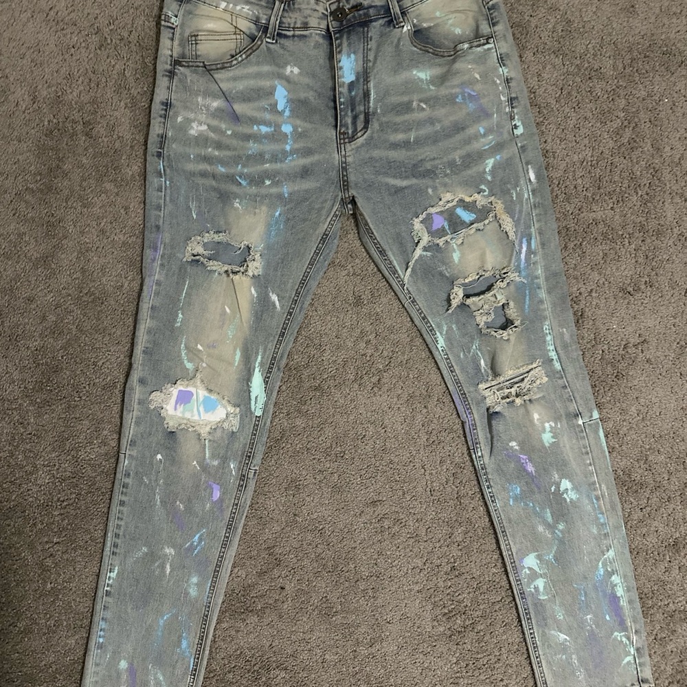 Distressed Paint-Splatter Grey Jeans
